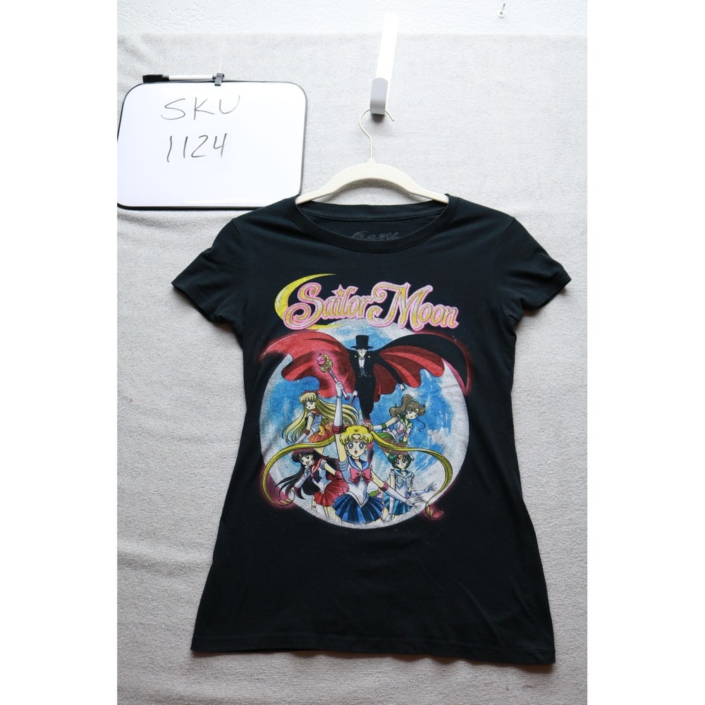 Sailor Moon T-Shirt Womens Small Black Graphic Tee Anime Tuxedo Mask Crewneck